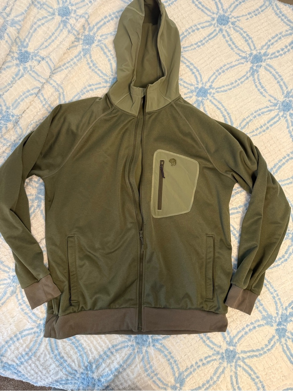 Men’s Mountain Hardwear hooded full zip jacket LARGE